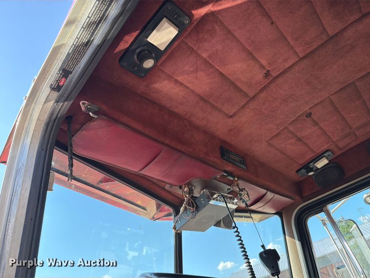 image for item FK4118 1994 Peterbilt 379 semi truck