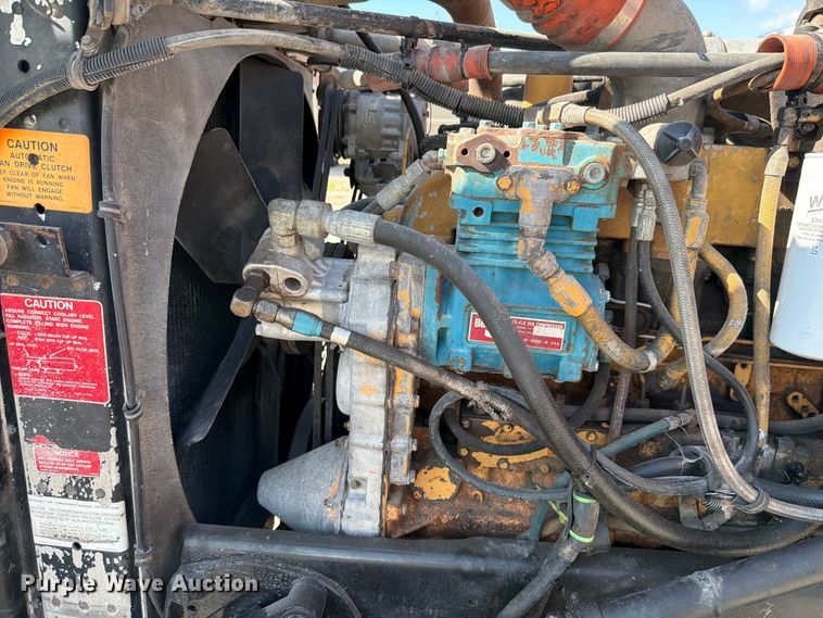 image for item FK4118 1994 Peterbilt 379 semi truck