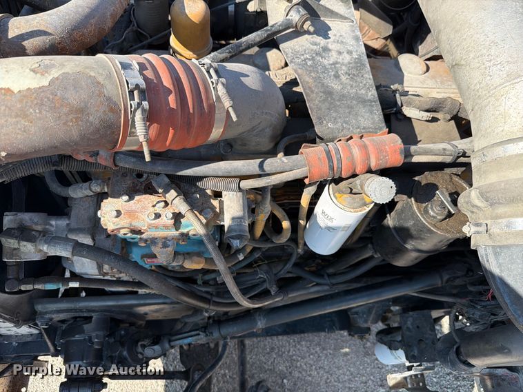 image for item FK4118 1994 Peterbilt 379 semi truck