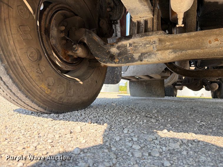 image for item FK4118 1994 Peterbilt 379 semi truck