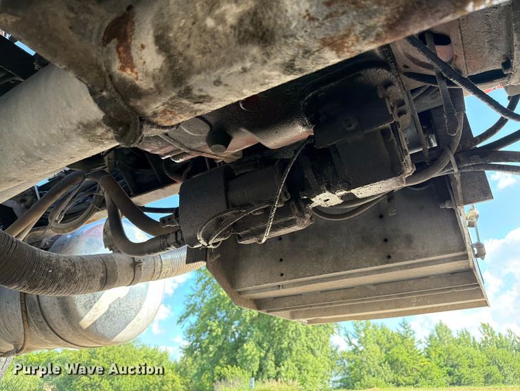 image for item FK4118 1994 Peterbilt 379 semi truck