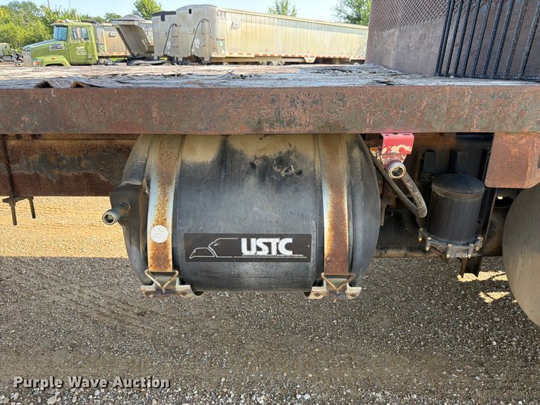 image for item FK4123 2003 Kenworth T800 crane truck