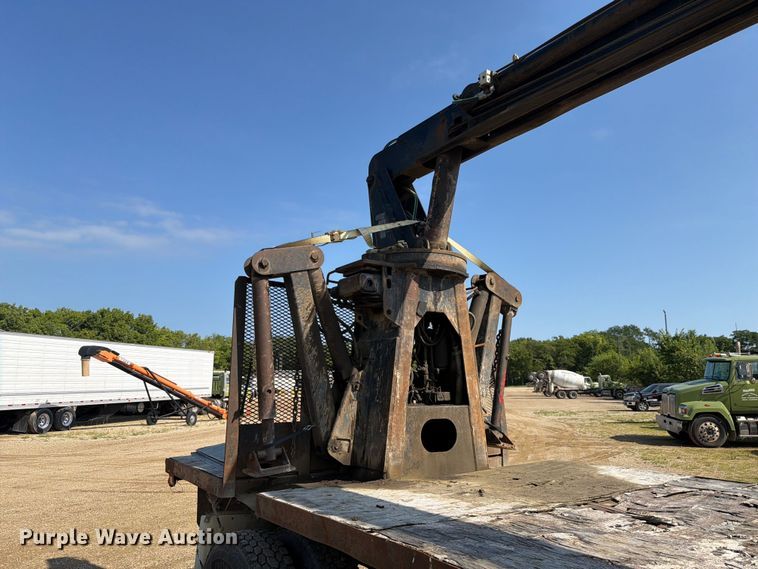 image for item FK4123 2003 Kenworth T800 crane truck