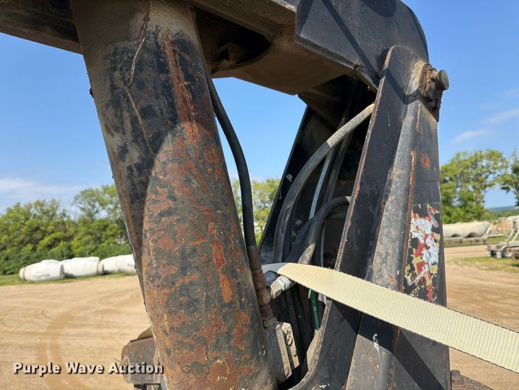 image for item FK4123 2003 Kenworth T800 crane truck
