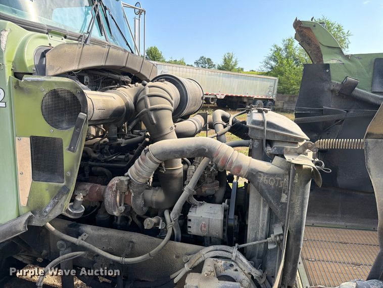 image for item FK4123 2003 Kenworth T800 crane truck