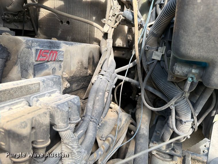 image for item FK4123 2003 Kenworth T800 crane truck