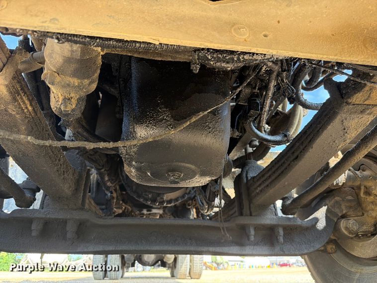 image for item FK4123 2003 Kenworth T800 crane truck