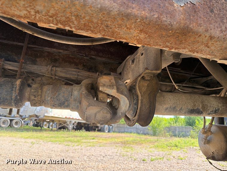 image for item FK4123 2003 Kenworth T800 crane truck