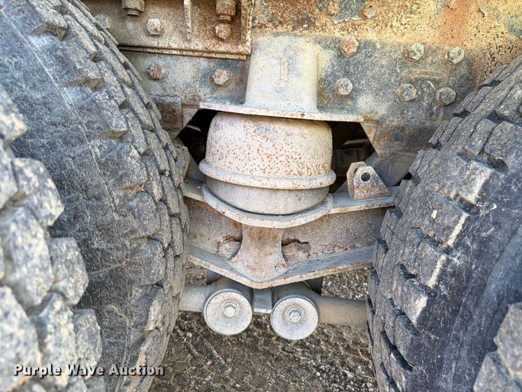 image for item FK4123 2003 Kenworth T800 crane truck