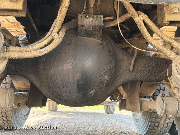image for item FK4123 2003 Kenworth T800 crane truck