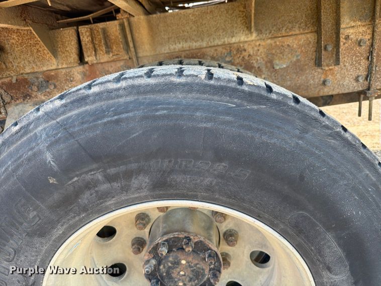 image for item FK4123 2003 Kenworth T800 crane truck
