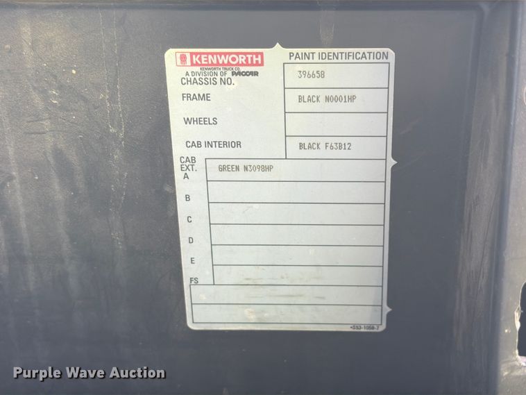 image for item FK4123 2003 Kenworth T800 crane truck