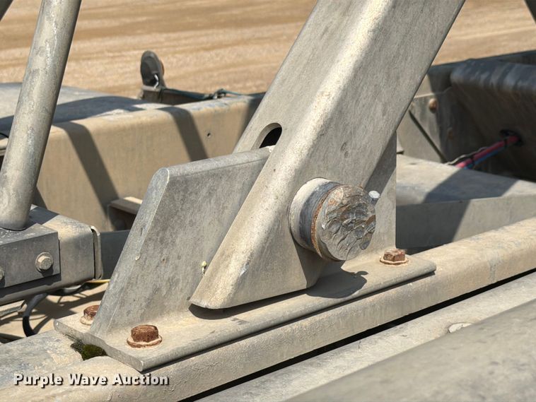 image for item FK4124 2003 Heil Pneumatic bulk trailer pneumatic dry bulk trailer