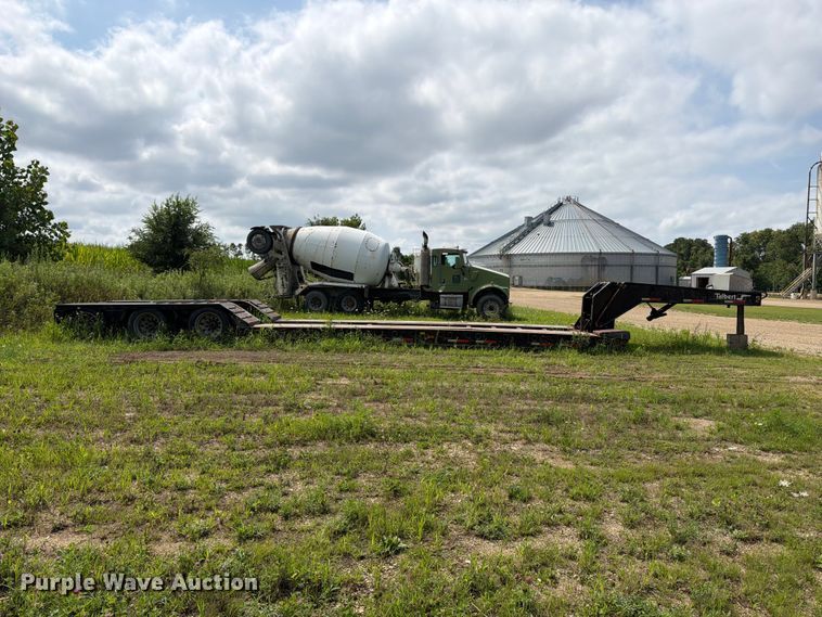 image for item FK4125 2000 Talbert lowboy equipment trailer
