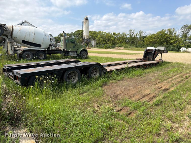 image for item FK4125 2000 Talbert lowboy equipment trailer