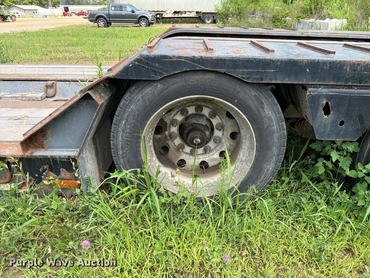 image for item FK4125 2000 Talbert lowboy equipment trailer