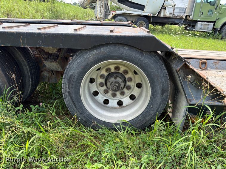image for item FK4125 2000 Talbert lowboy equipment trailer