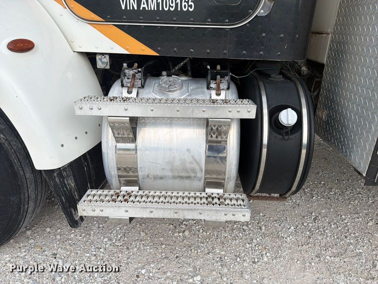 image for item FK4126 2010 Peterbilt 337 utility / service truck