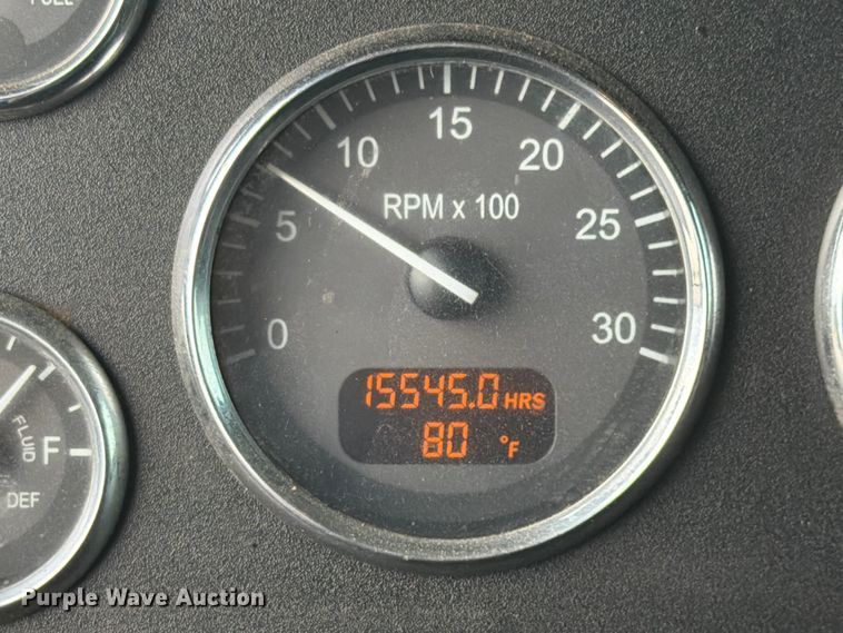 image for item FK4126 2010 Peterbilt 337 utility / service truck
