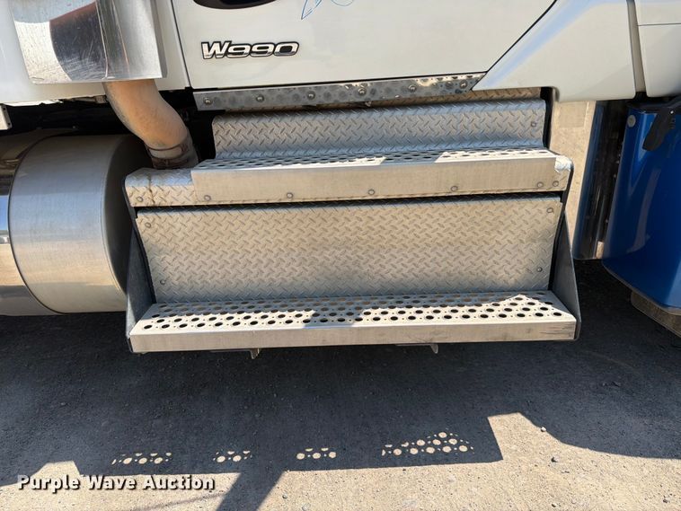 image for item FK4549 2023 Kenworth W990 semi truck