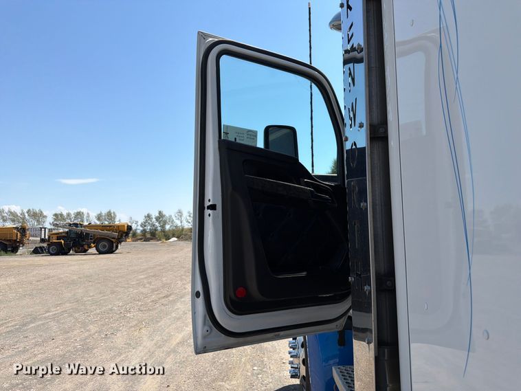 image for item FK4549 2023 Kenworth W990 semi truck