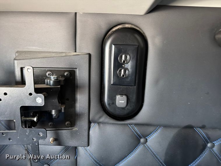 image for item FK4549 2023 Kenworth W990 semi truck