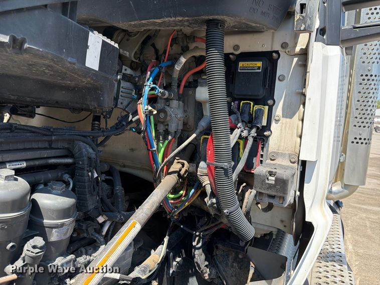 image for item FK4549 2023 Kenworth W990 semi truck