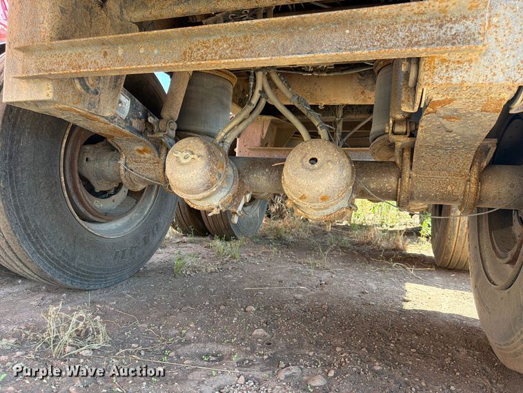 image for item FK4567 2000 Utility Trailer Manufacturer flatbed trailer