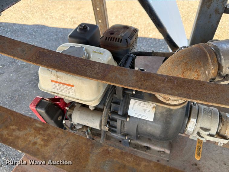 image for item FM7615 1976 Fruehauf pneumatic dry bulk trailer