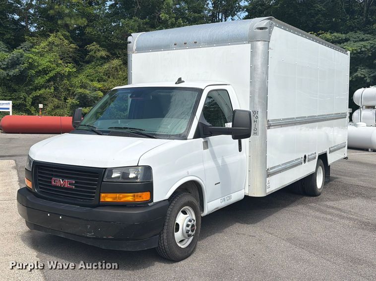 image for item FN2019 2021 GMC Savana box truck