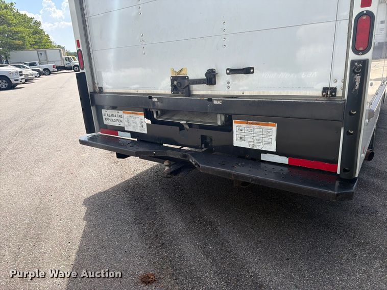 image for item FN2019 2021 GMC Savana box truck