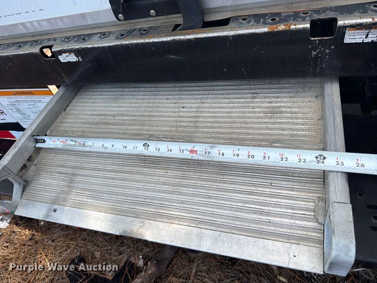 image for item FN2019 2021 GMC Savana box truck