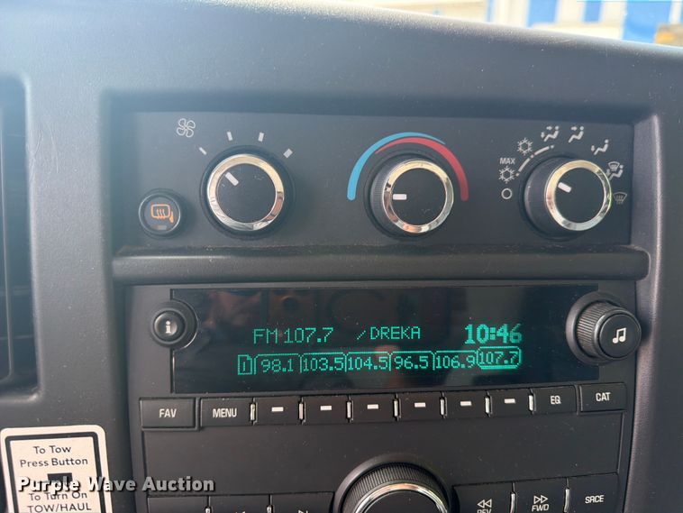 image for item FN2019 2021 GMC Savana box truck