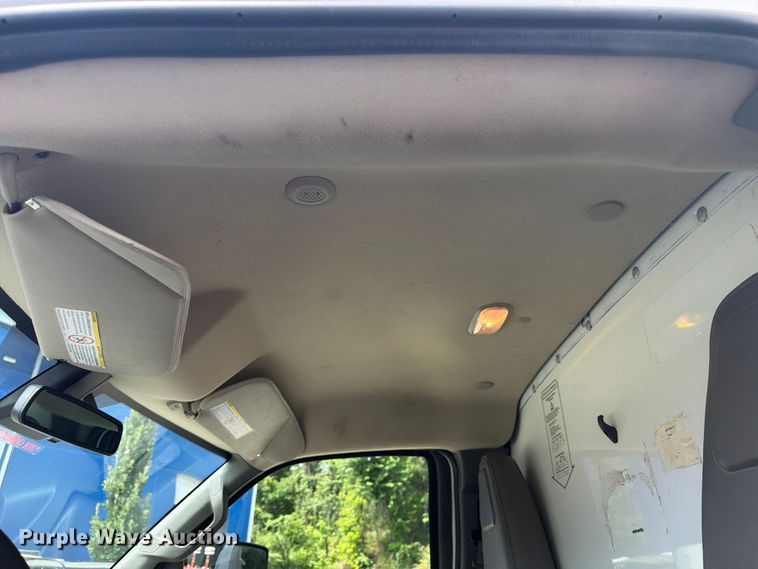 image for item FN2019 2021 GMC Savana box truck
