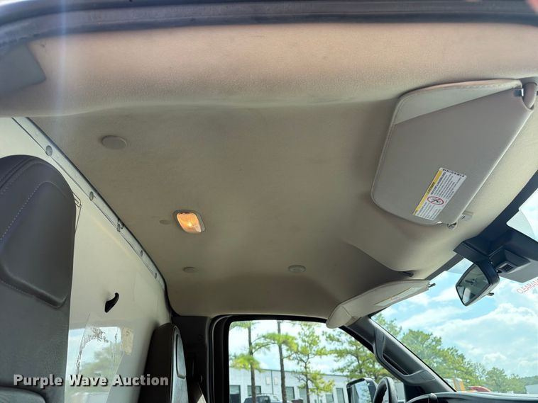 image for item FN2019 2021 GMC Savana box truck