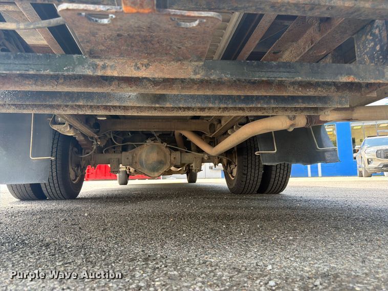 image for item FN2019 2021 GMC Savana box truck