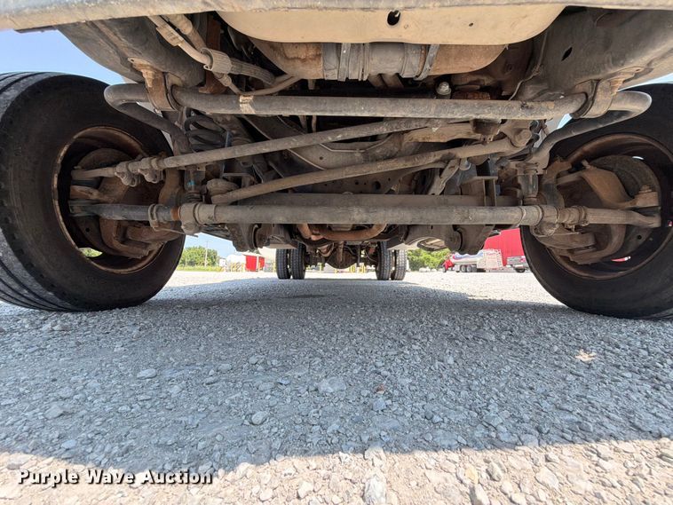 image for item FN2546 2012 Ford F550 Super Duty flatbed truck