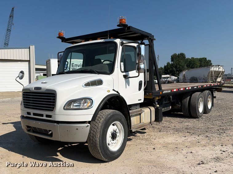 2012 Freightliner Business Class M2 106 rollback truck