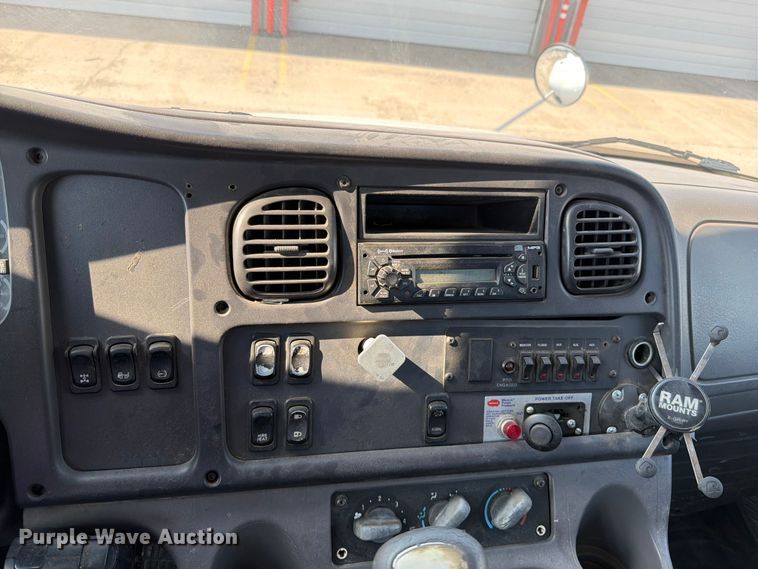 image for item FN5781 2012 Freightliner Business Class M2 106 rollback truck