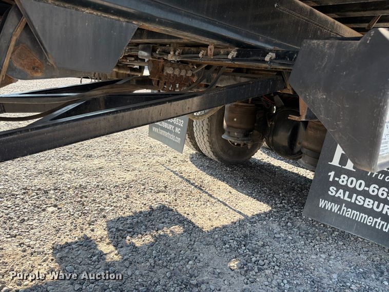 image for item FN5781 2012 Freightliner Business Class M2 106 rollback truck