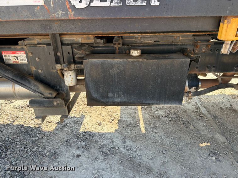 image for item FN5781 2012 Freightliner Business Class M2 106 rollback truck