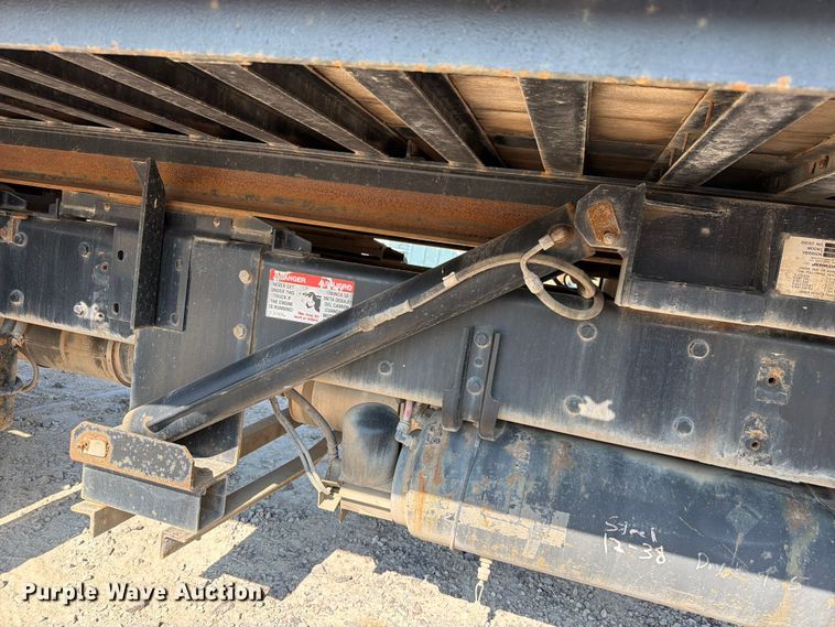image for item FN5781 2012 Freightliner Business Class M2 106 rollback truck