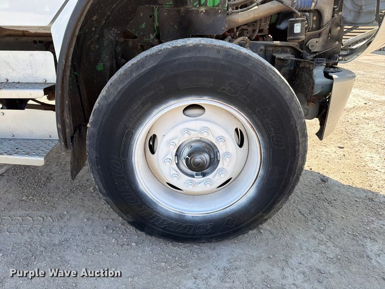 image for item FN5781 2012 Freightliner Business Class M2 106 rollback truck