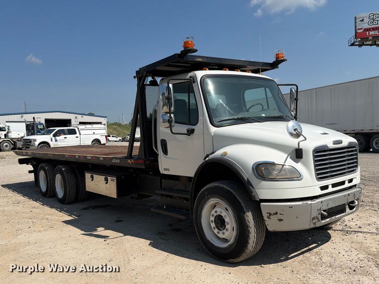 image for item FN5785 2012 Freightliner Business Class M2 106 rollback truck