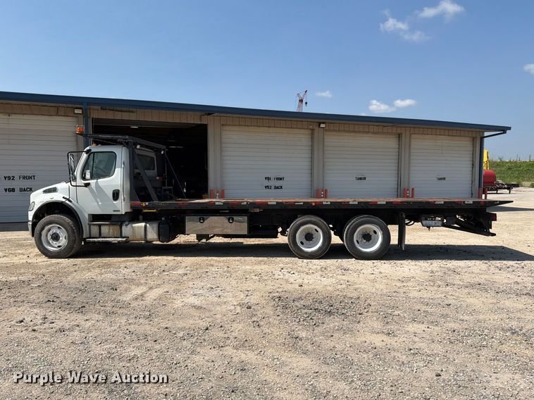 image for item FN5785 2012 Freightliner Business Class M2 106 rollback truck