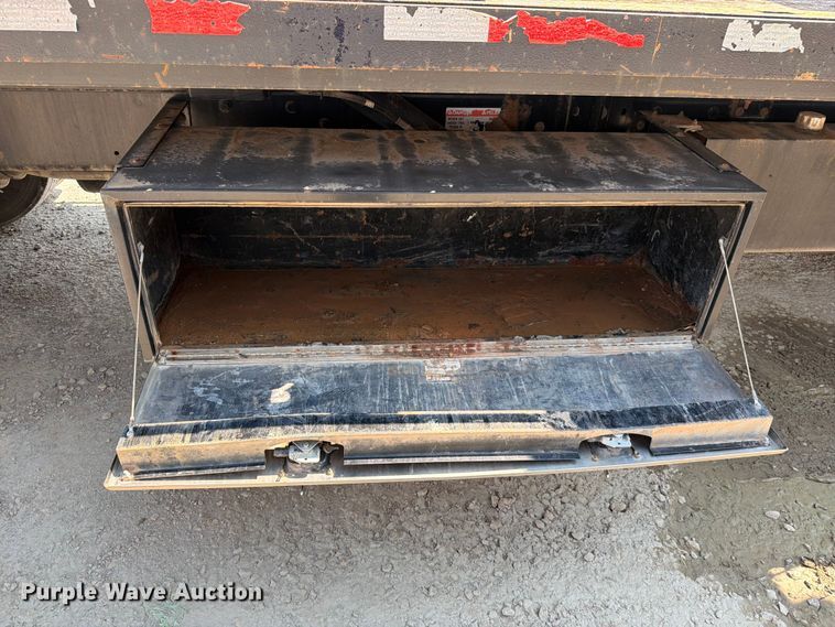 image for item FN5785 2012 Freightliner Business Class M2 106 rollback truck