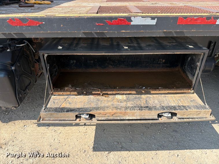 image for item FN5785 2012 Freightliner Business Class M2 106 rollback truck