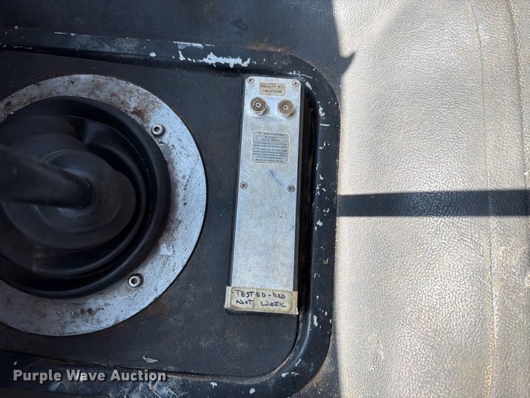 image for item FN5785 2012 Freightliner Business Class M2 106 rollback truck