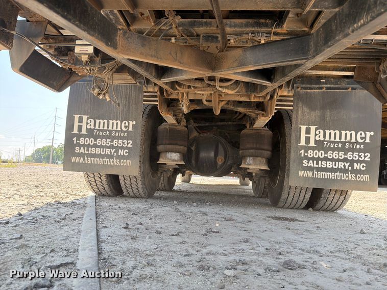 image for item FN5785 2012 Freightliner Business Class M2 106 rollback truck