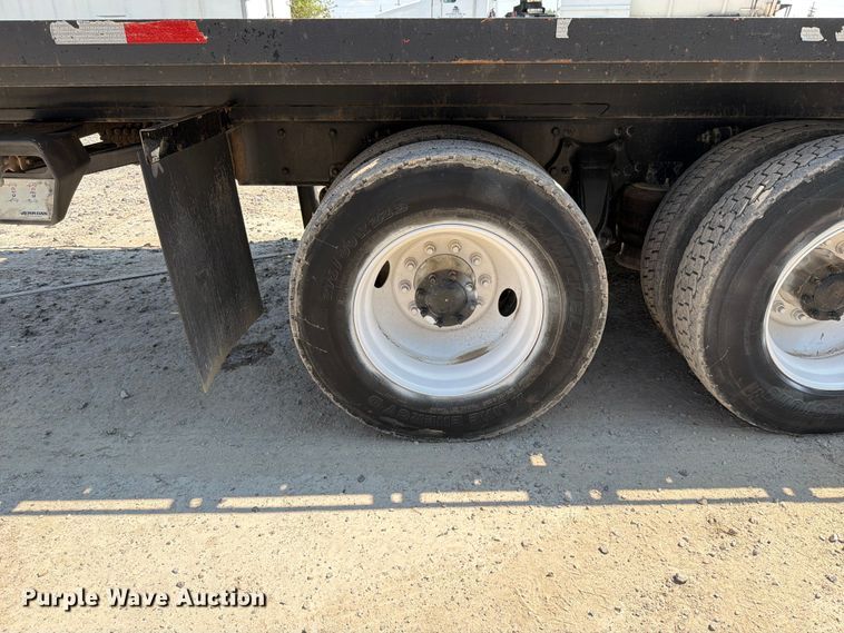image for item FN5785 2012 Freightliner Business Class M2 106 rollback truck